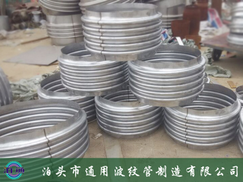 不銹鋼波紋補(bǔ)償器