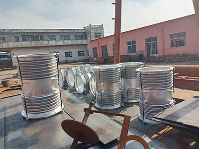 高爐熱風(fēng)管金屬波紋管補(bǔ)償器選型