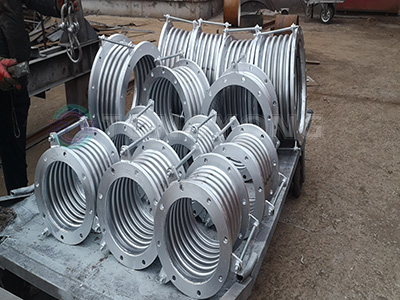 波紋膨脹節(jié)廠家計(jì)算拉伸位移方法