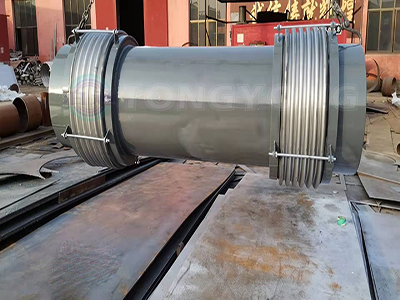 三維補(bǔ)償器結(jié)構(gòu)